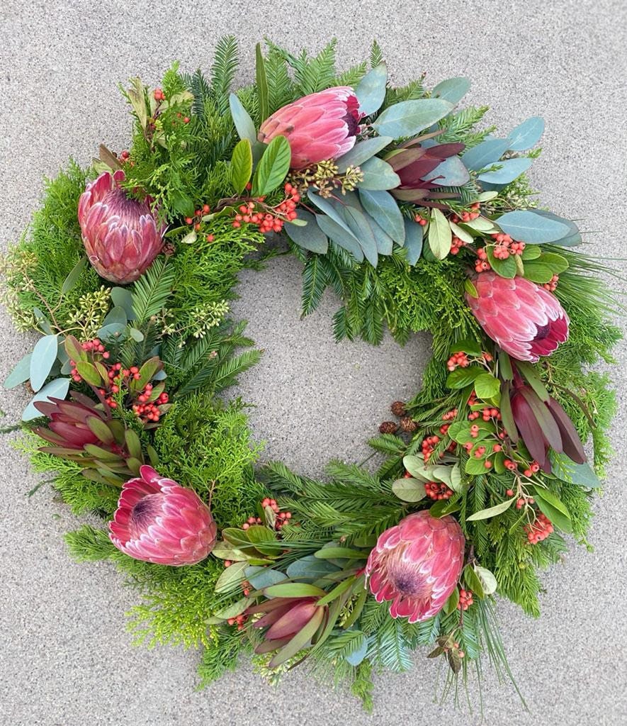 Fresh Christmas Wreath Mixed Pines, Pink Ice Proteas Safari Red Berries Wreath for Front Door Winter New year Birthday Housewarming