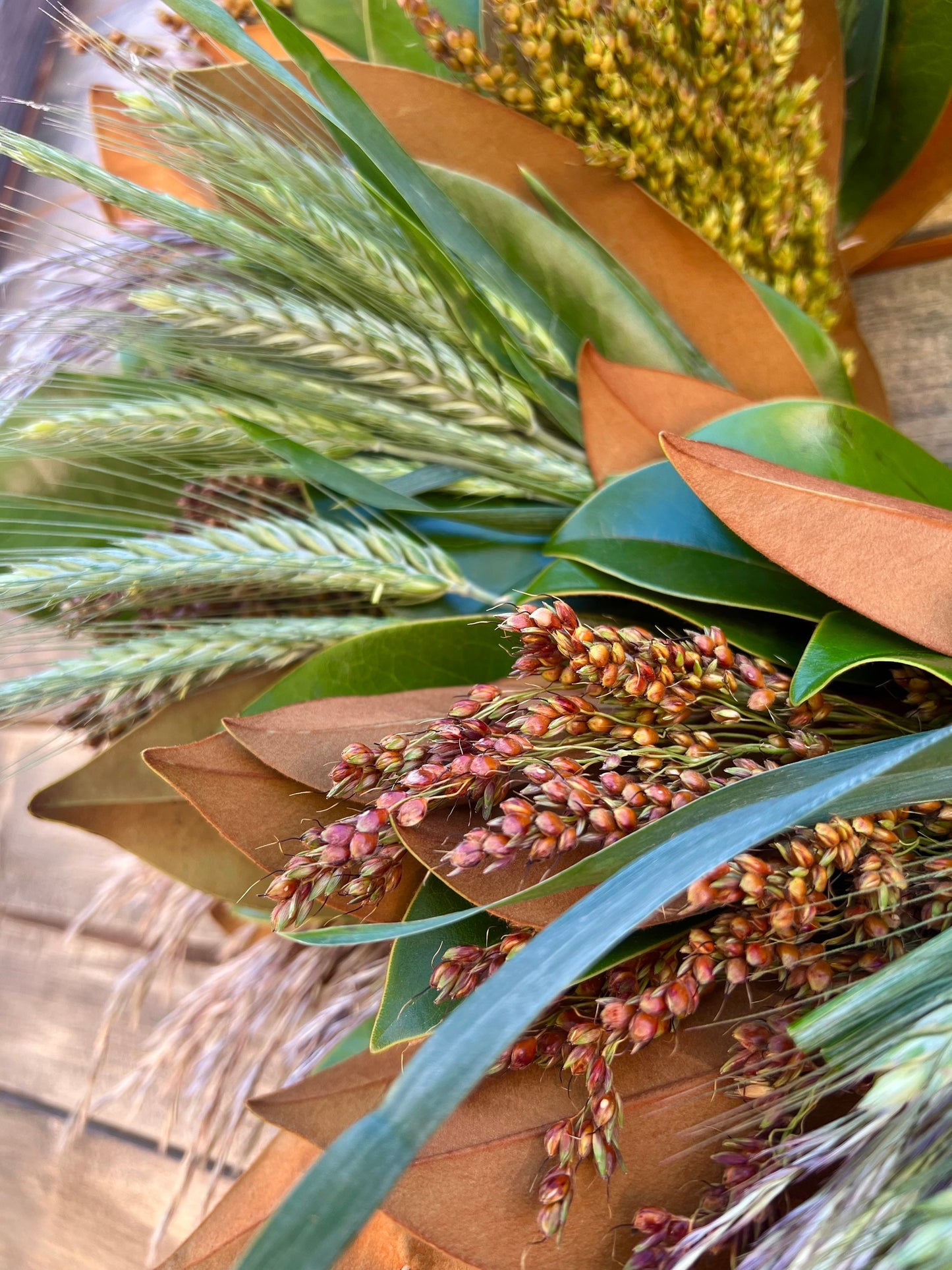 Fresh Real Magnolia, Pampas and Grain Grasses Wreath for Front Door Decor, Chimney, Winter, Christmas, New year, Birthday, Indoors, Outdoors